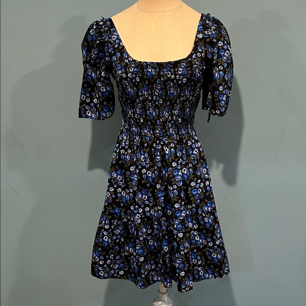 GAP Puff Sleeve Smocked Floral Mini Dress size XS Blue Ditsy Floral Cotton